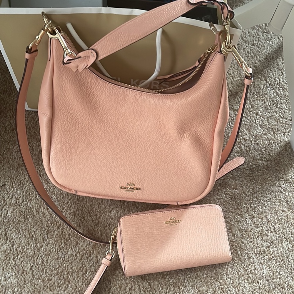 NWOT coach Jules large hobo/crossbody and matching wallet